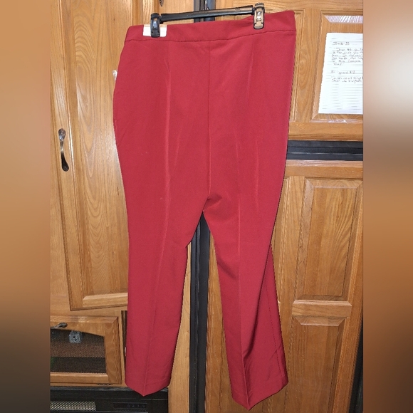 Cooper And Ella Elegant Red/Burgundy Women's Pants In A Size 16. NWT. - Picture 10 of 10